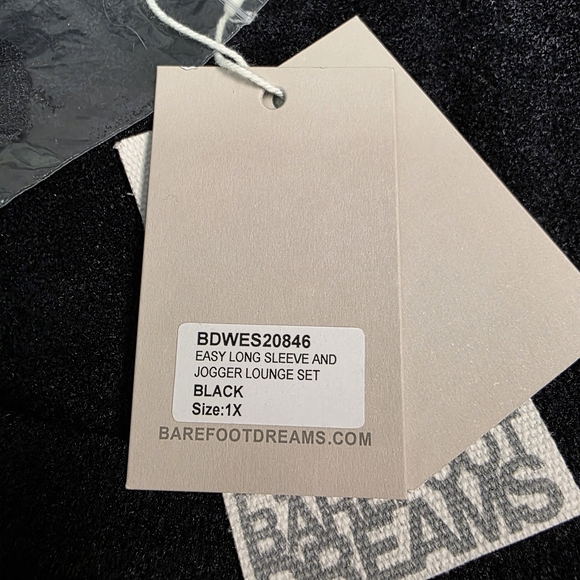 Barefoot Dreams Cozychic Lite Easy Long Sleeve Top and Jogger Set Black Sz 1X - Picture 4 of 15